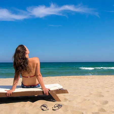 Absolute Beachfront Apartmán