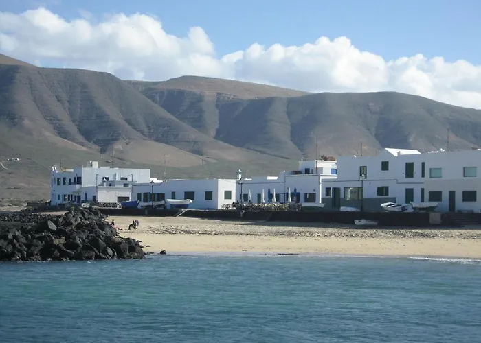 Absolute Beachfront Apartmán