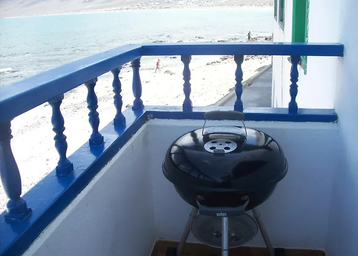 Absolute Beachfront Lägenhet